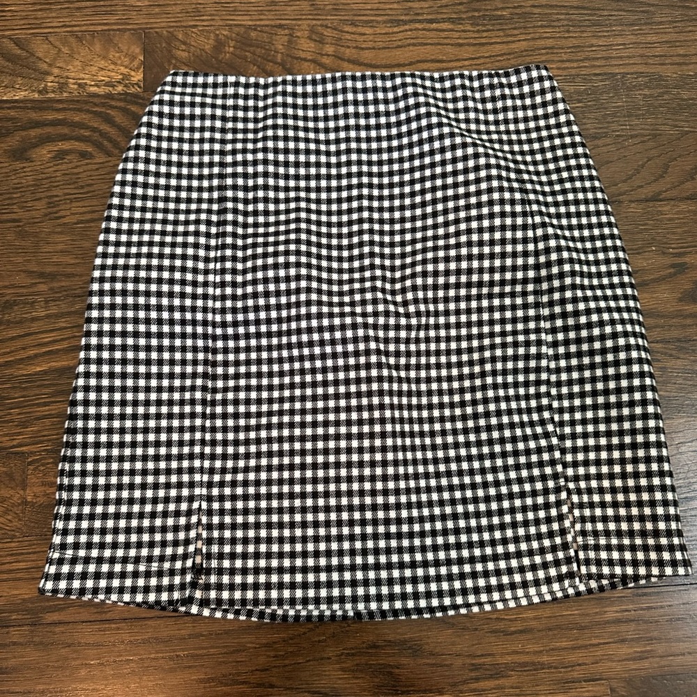 Junior’s/Women’s Plaid Formal Mini Skirt